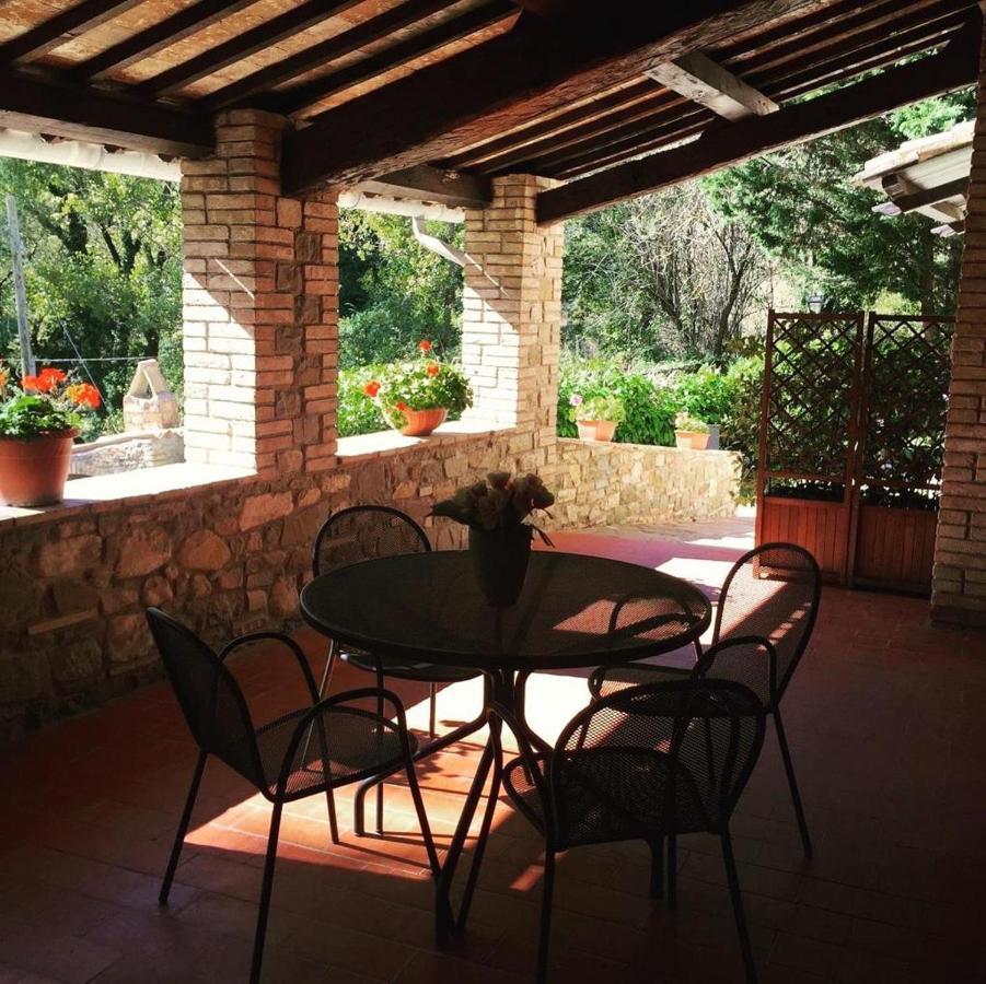 Agriturismo Le Querce Di Assisi Βίλα Εξωτερικό φωτογραφία